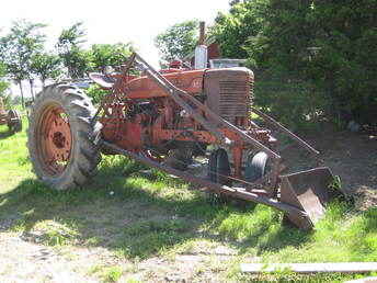 1951 Farmall M Newparts Loader