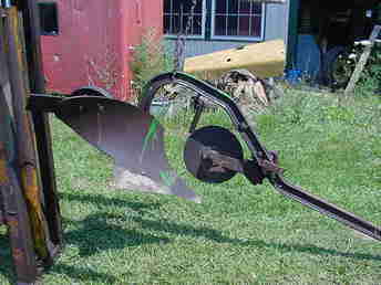 John Deere L/LA  Plow