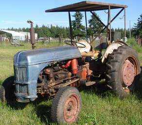 9N Ford Tractor +Implements