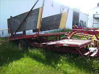 New Holland Bale Wagon