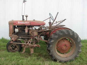 1944 Farmall B