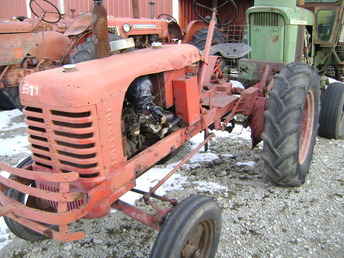 Used Farm Tractors for Sale: Leader Tractor (2010-07-31) - Yesterday's ...