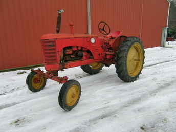 Massey-Harris 22 Wide Front