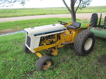 Ih 185 Cub Lowboy