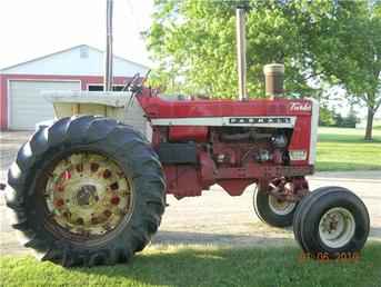 Farmall 1206'S