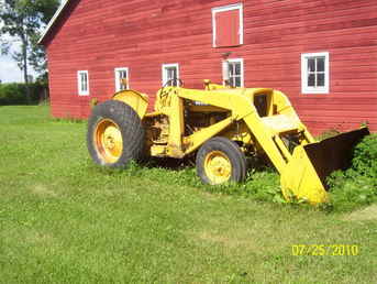 John Deere 440 With Loader And Backhoe