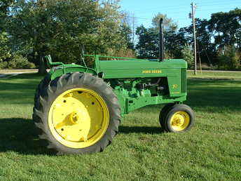 John Deere 70 