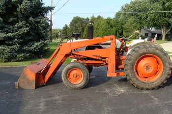 885 Case Diesel Tractor