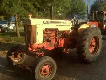 830 Case Estate Tractor 