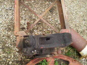 460,560 Farmall Front End