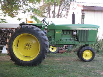 John Deere 4020SOLD 