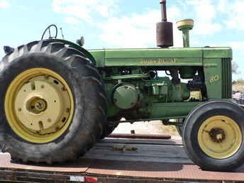 John Deere 80'S