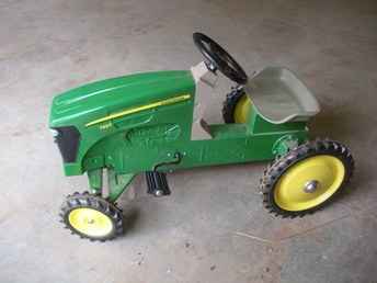 John Deere 7930 Pedal Tractor