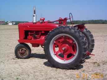 M&W Farmall 55 Horse