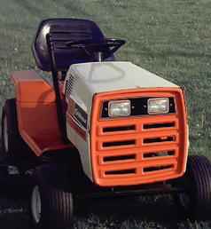 1986 Gilson Lawn Tractor