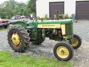 John Deere 435