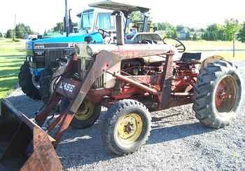 Case 570 Diesel W/Case Loader