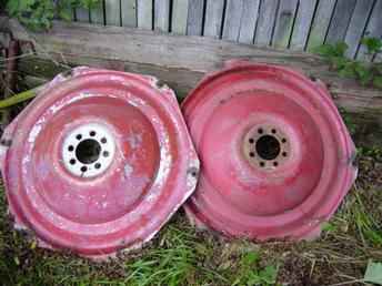 Ford 541-4 Wheel Centers 38