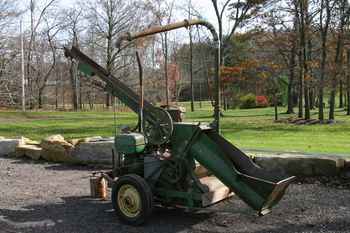 John Deere Corn Sheller 