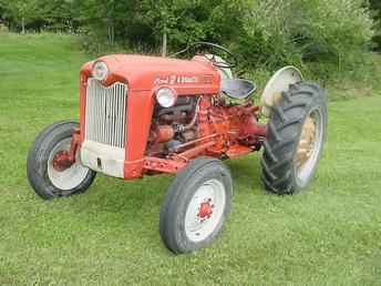 600 Ford Tractor