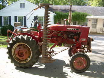 1964 Farmall 140