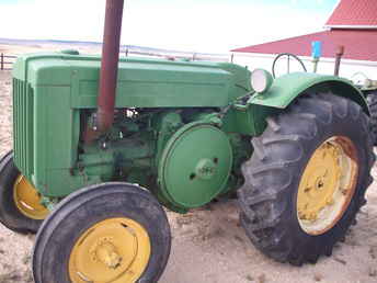 Antique John  Deere Tractors
