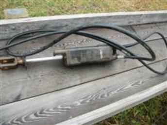 John Deere Black Hyd. Cylinder