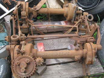 John Deere Cultivator Lifts