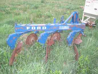 Ford 140 3-Bottom Plow