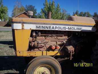 1965-66 Minneapolis Moline 707 Tractor