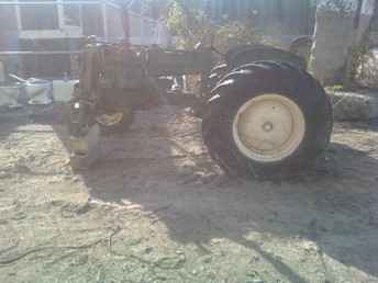 John Deere 435
