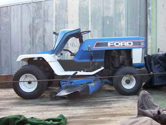 Ford LT 12 H Garden Tractor 
