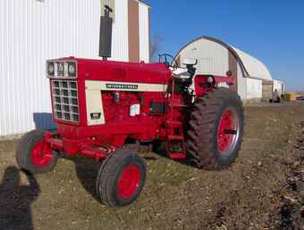1974 Ih 966 Tractor