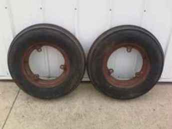 Farmall Front Rims/Tires