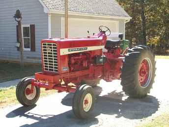 Farmall 826