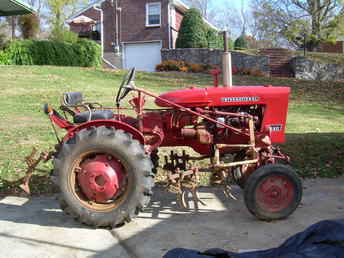 Ih 140 With Cultivators