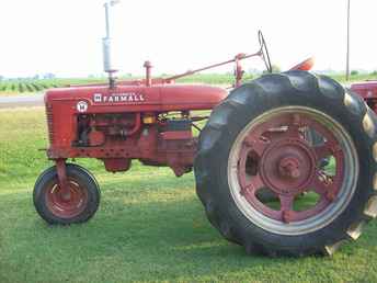 1953 Super H Farmall