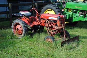 Farmall Cub