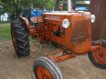 Allis Chalmers Tractor 