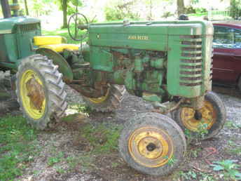 John Deere M