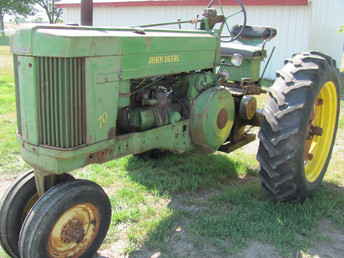 70 John Deere Sold