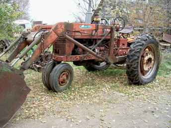 1949 Super M Farmall Tractor A