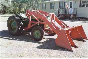 1955 Oliver With Loader