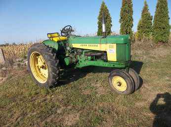 John Deere 530