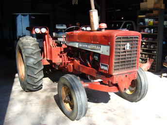Ih 656 Utility Tractor