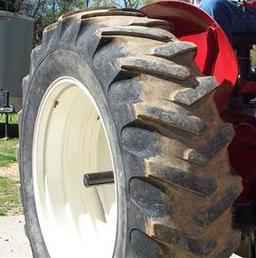 Full-Cut Pulling Tires 18.4X38