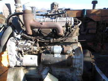 Perkins 318 Engine