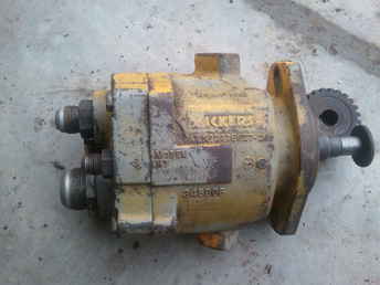 Minneapolis Moline Moline G950 Hydraulic Pump