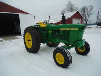 John Deere 4020  P.S.