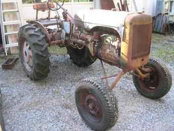 Allis Chalmers B Tractor $600